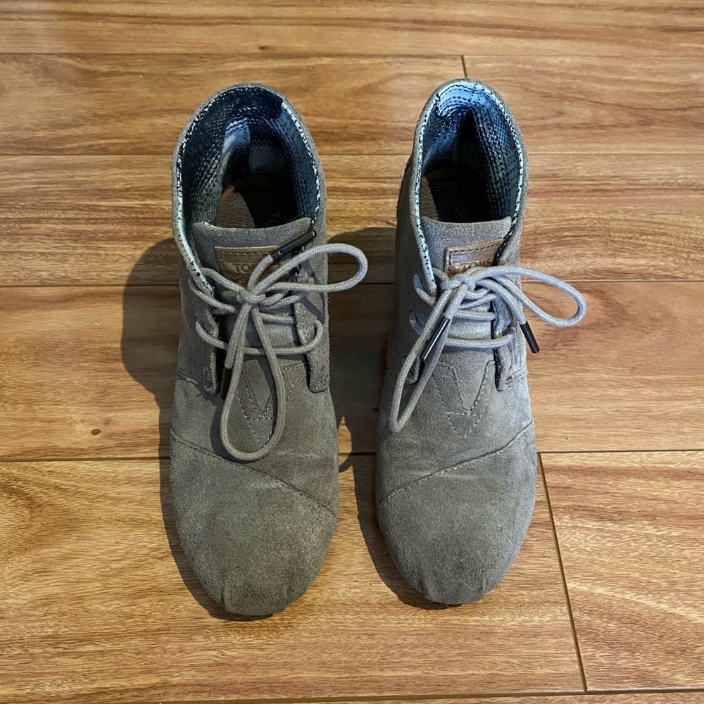 Tom wedges! Used condition